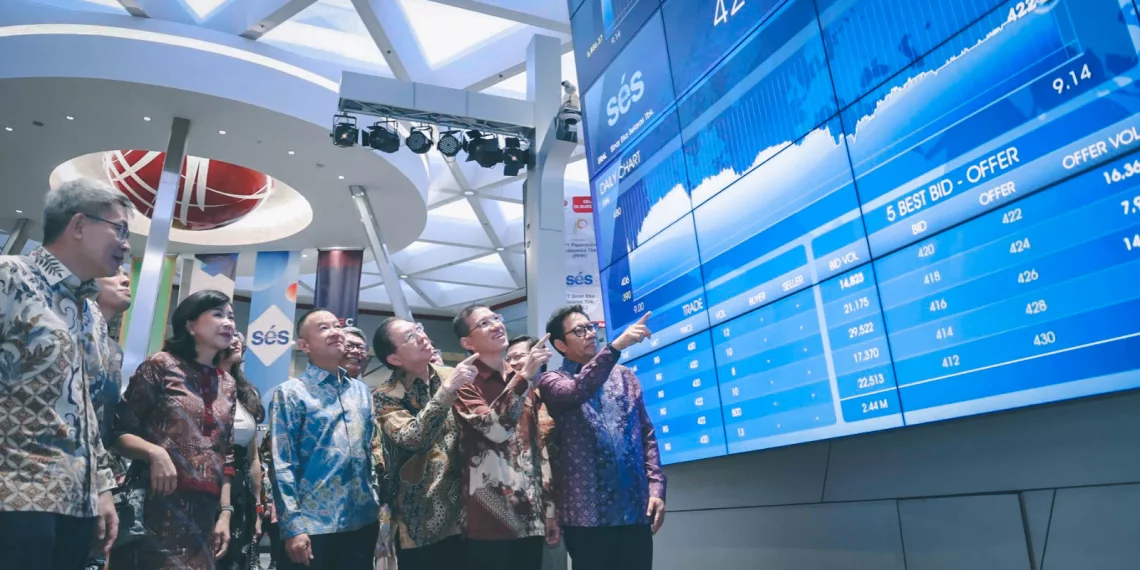 Erajaya Resmi Catatkan Sahamnya di BEI