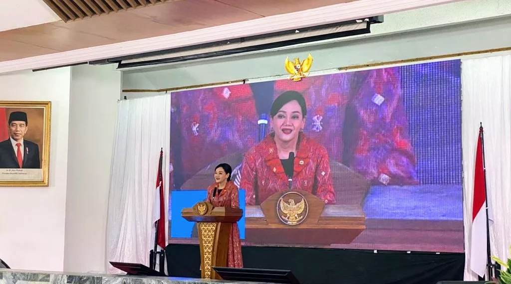 Friderica Widyasari OJK