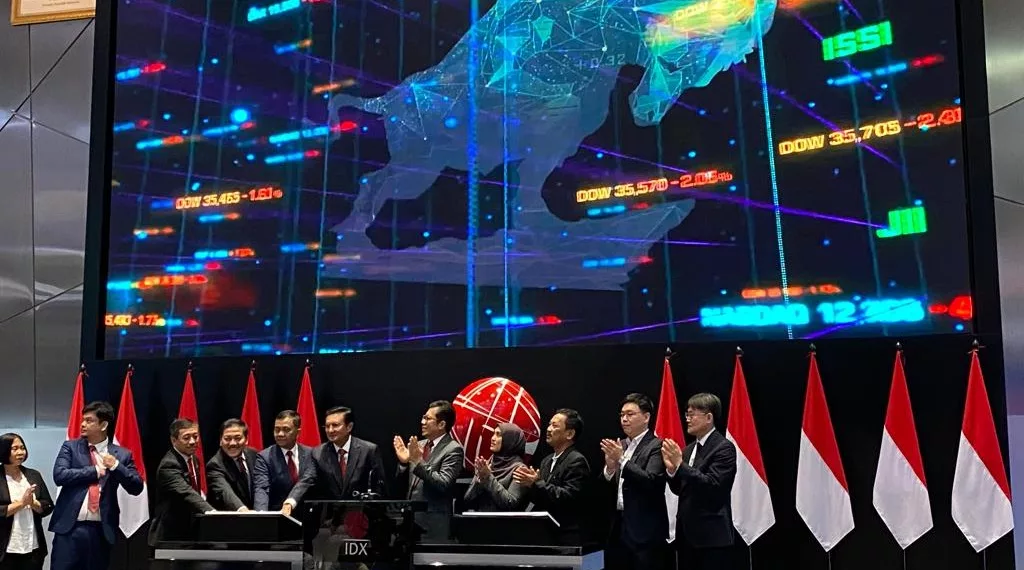 PT Charlie Hospital Semarang Tbk (RSCH)