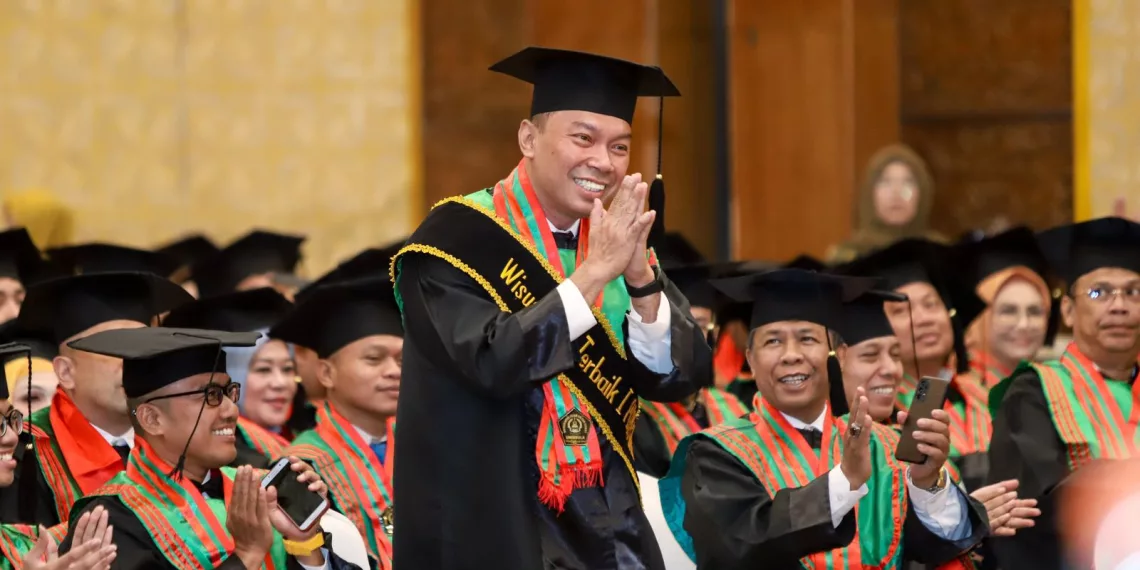 Usai Wisuda Doktor, Rivan Purwantono Siap Luncurkan Lima Bukunya