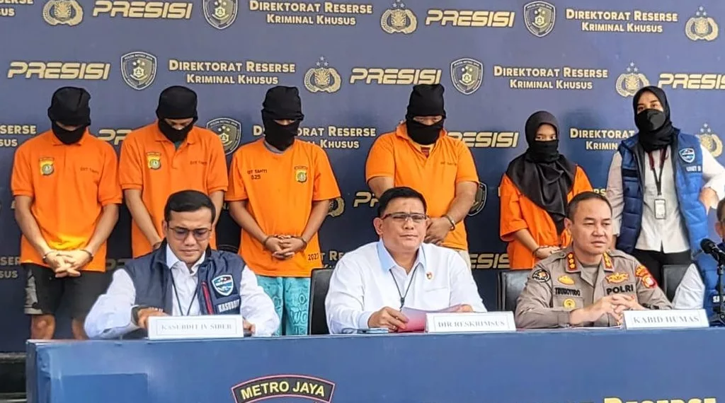 6 Fakta Rumah Produksi Film Dewasa di Jaksel, Raup Cuan Hingga Ratusan Juta