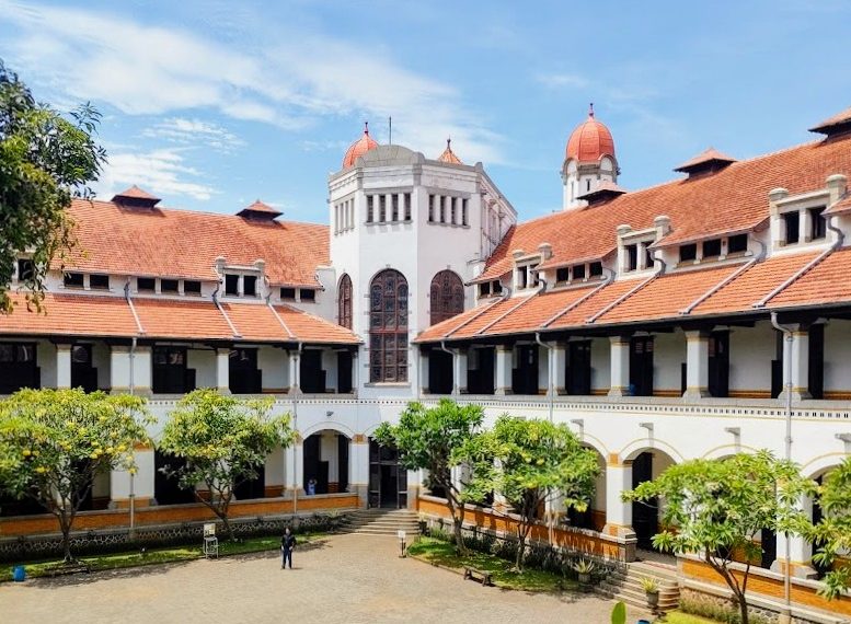 10 Hal Terbaik untuk Dieksplorasi di Semarang