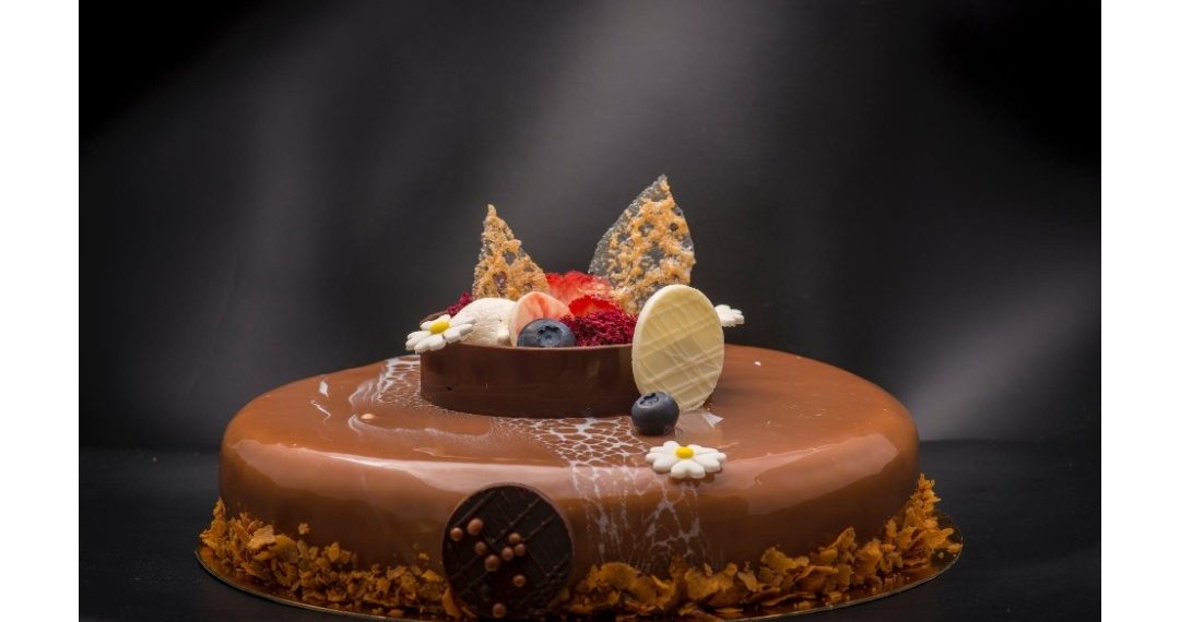 Mirror Glazed Cake, Ide Tepat untuk Kembangkan Bisnis Kue!