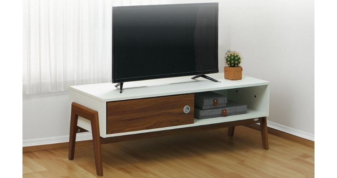 4 Cara Merawat TV LED Agar Tahan Lama