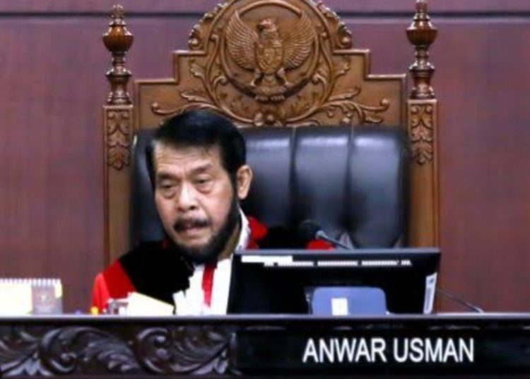 Anwar Usman Paman Gibran Diberhentikan Dari Ketua MK | Infobanknews