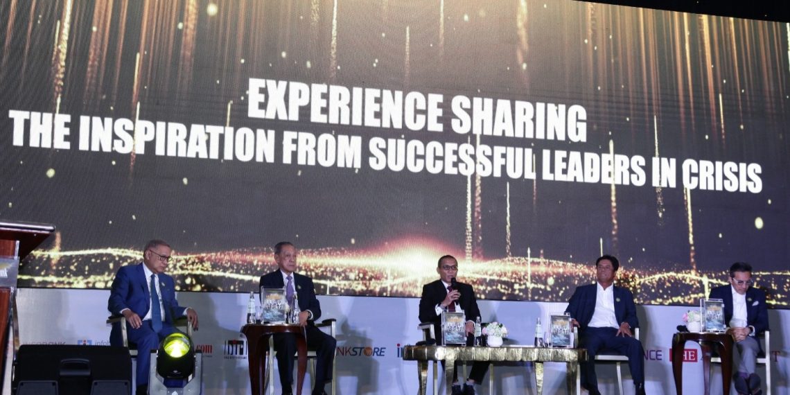 Top 100 CEO 2023: Infobank Berikan Penghargaan Kepada 100 CEO Terbaik di Sektor Keuangan dan BUMN