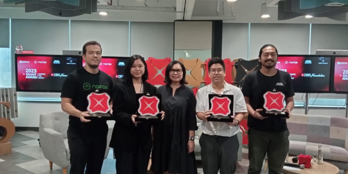 DBS Foundation Hibahkan Rp8,2 Miliar untuk 4 UKM Indonesia