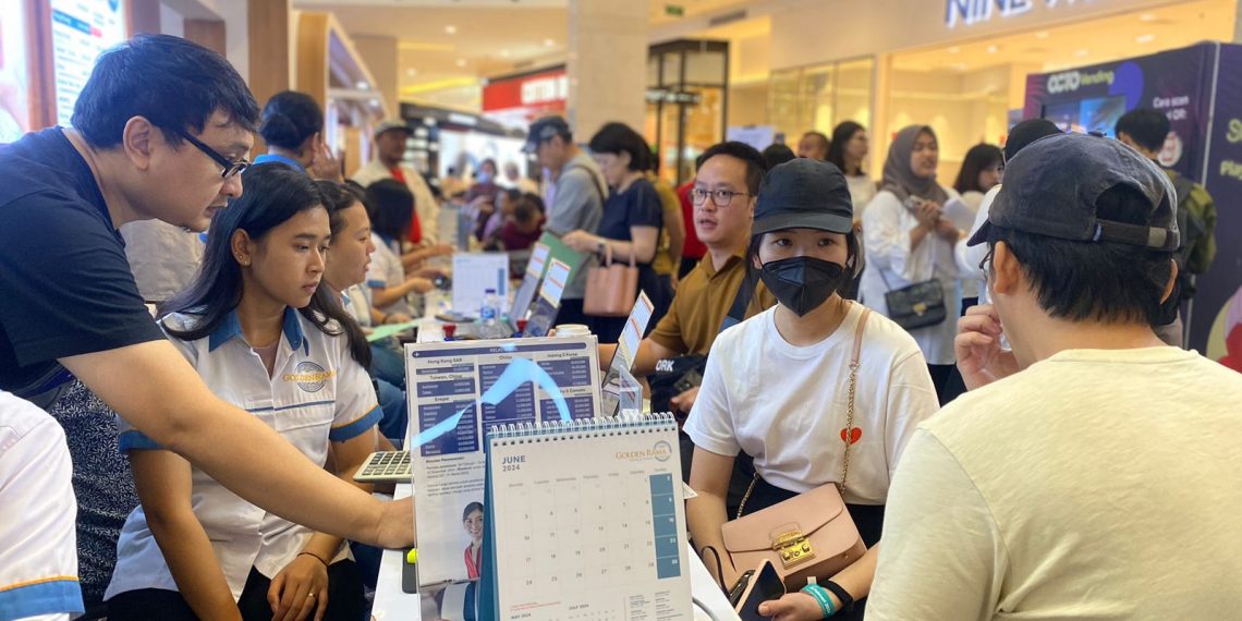 Saat Hobi Traveling Kaum Milenial Jadi Ladang Cuan Perbankan