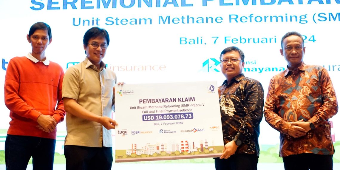 Tugu Insurance Selesaikan Pembayaran Klaim USD19 Juta untuk Overfiring Unit Pabrik V PT Pupuk Kaltim