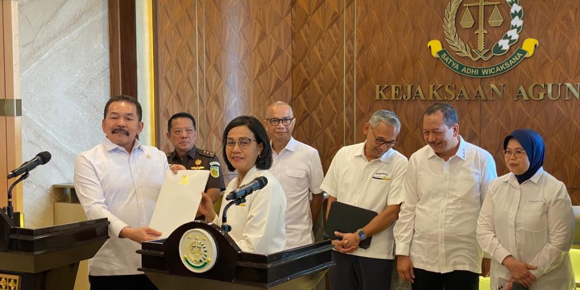 Sri Mulyani Datangi Kejagung, Lapor Dugaan Korupsi LPEI Senilai Rp2,5 Triliun