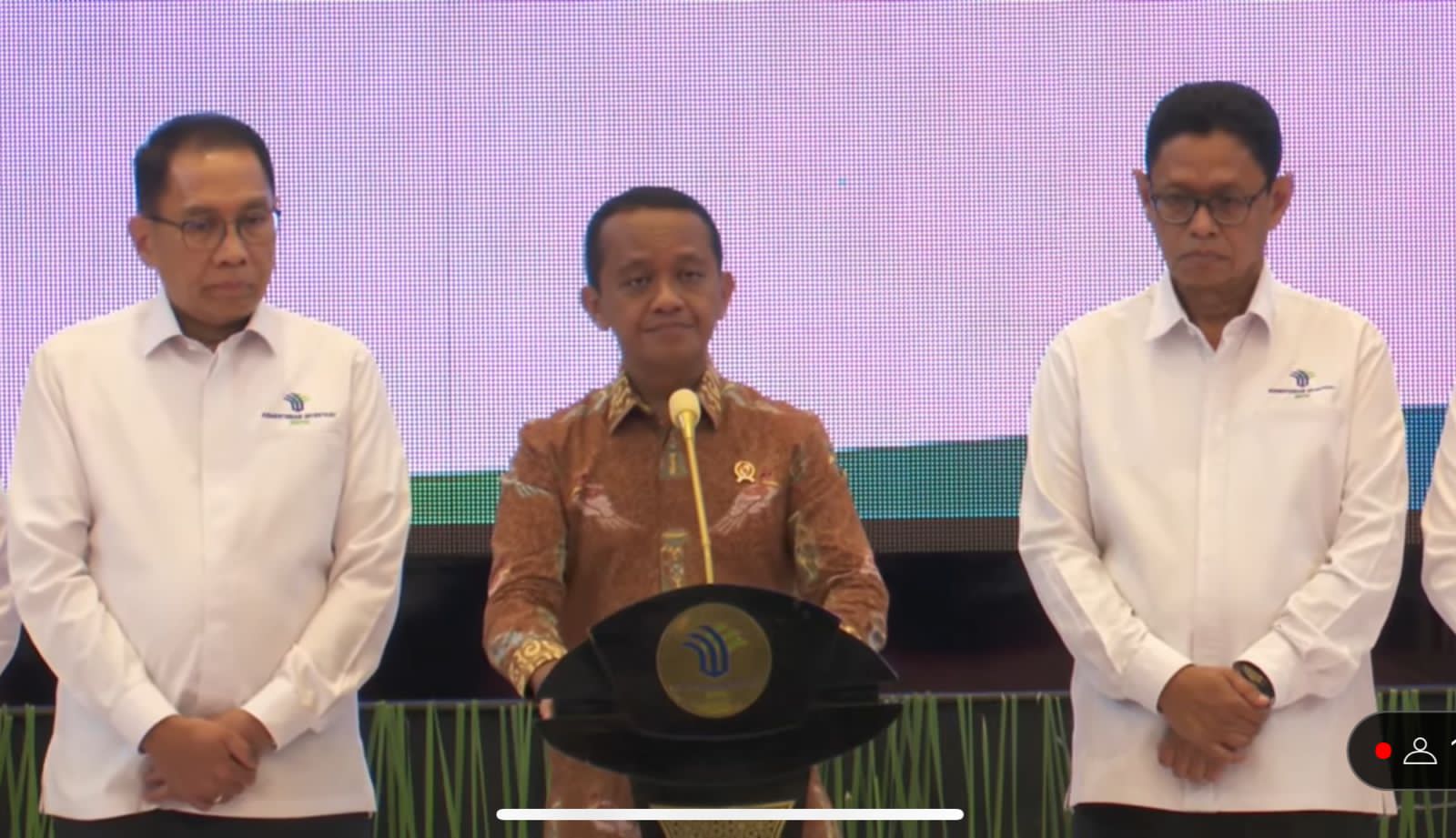 Menteri Investasi/Kepala BKPM, Bahlil Lahadalia dalam konferensi pers di Jakarta/Khoirifa
