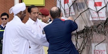 Jokowi Lepas Bantuan Kemanusian ke Palestina dan Sudan Senilai Rp30 Miliar