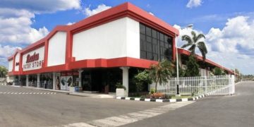 Imbas Sepi Orderan, Bata PHK Ratusan Karyawan