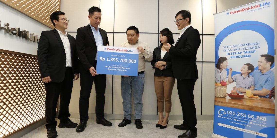 Panin Dai-ichi Life Cairkan Klaim Rp1,3 Miliar kepada Ahli Waris di Jakarta
