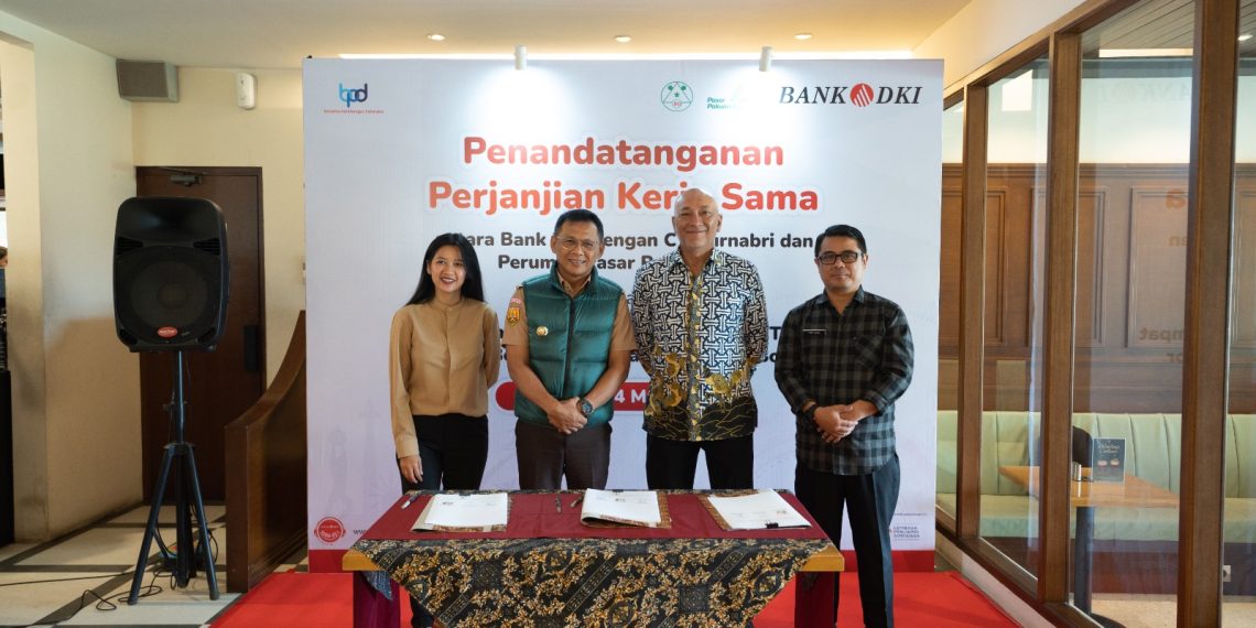 Bank DKI Berikan Fasilitas Kredit Kepemilikan Tempat Usaha untuk Pedagang Pasar Sukasari Bogor