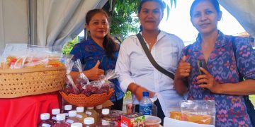 Puluhan Petani Wanita Asal Tabanan Pamer Produk Olahan di Acara Literasi OJK