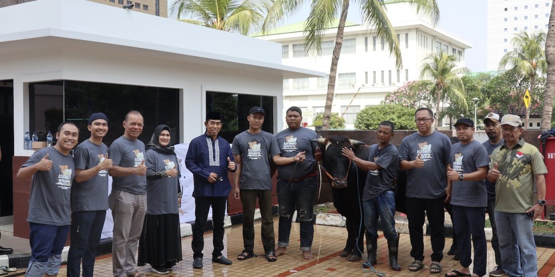 Askrindo sumbang puluhan hewan kurban