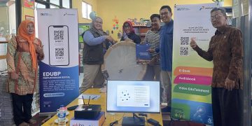 Dalam meningkatkan literasi dan minat baca generasi muda, PT Pertamina (Persero) melalui PT Pertamina Hulu Energi Offshore North West Java (PHE ONWJ) menghadirkan Pustaka Digital di SMP Negeri 7 Kota Cirebon