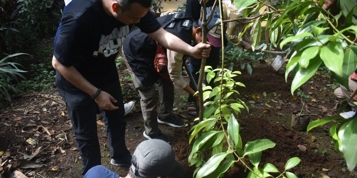 Upaya Klaster Filantropi Pulihkan Ekosistem di Sungai Ciliwung