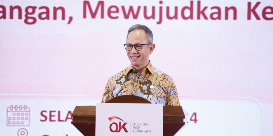 Bos OJK: Pinjol Ilegal hingga Judi Online ‘Anak Haram’ Keuangan Digital