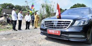 Jalanan rusak Lampung