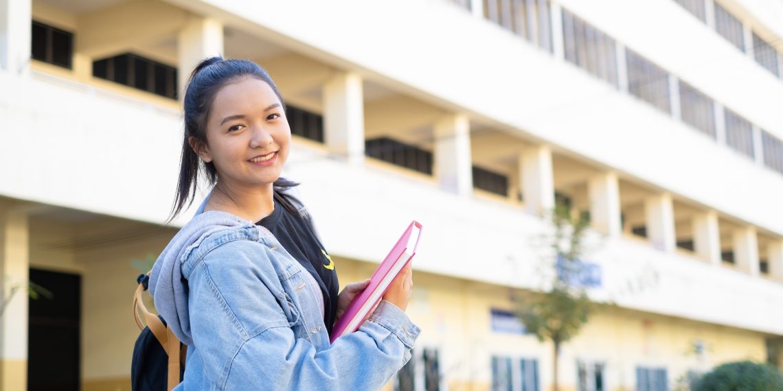 Kuliah di luar negeri