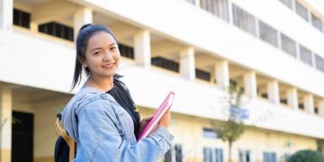 Kuliah di luar negeri