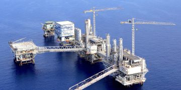 Platform LES yang terletak di lepas pantai 25 kilometer dari Cilamaya, Kabupaten Karawang