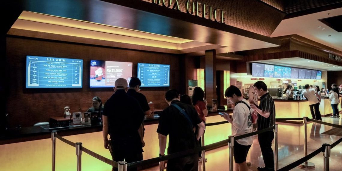 Indeks khusus emiten sektor pariwisata dan ekonomi kreatif.