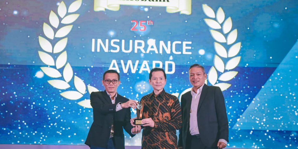 AXA Mandiri Penghargaan
