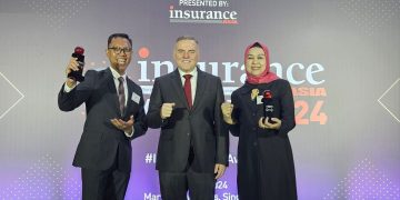 BRI Insurance Penghargaan Singapura