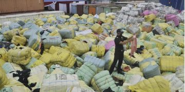 Produk ilegal pakaian