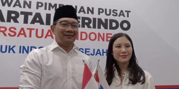 Bakal calon gubernur Jakarta Ridwan Kamil melakukan pertemuan dengan Ketua Umum Partai Perindo Angela Tanoesoedibjo di kantor DPP Partai Perindo, Jakarta Pusat