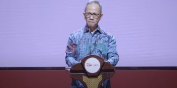 Ketua Dewan Komisioner OJK Mahendra Siregar, dalam peluncuran Gerakan Nasional Cerdas Keuangan (GENCARKAN), Kamis, 22 Agustus 2024.