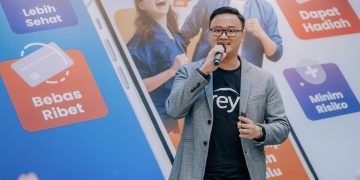 CEO & Co-founder Rey, Evan Tanotogono