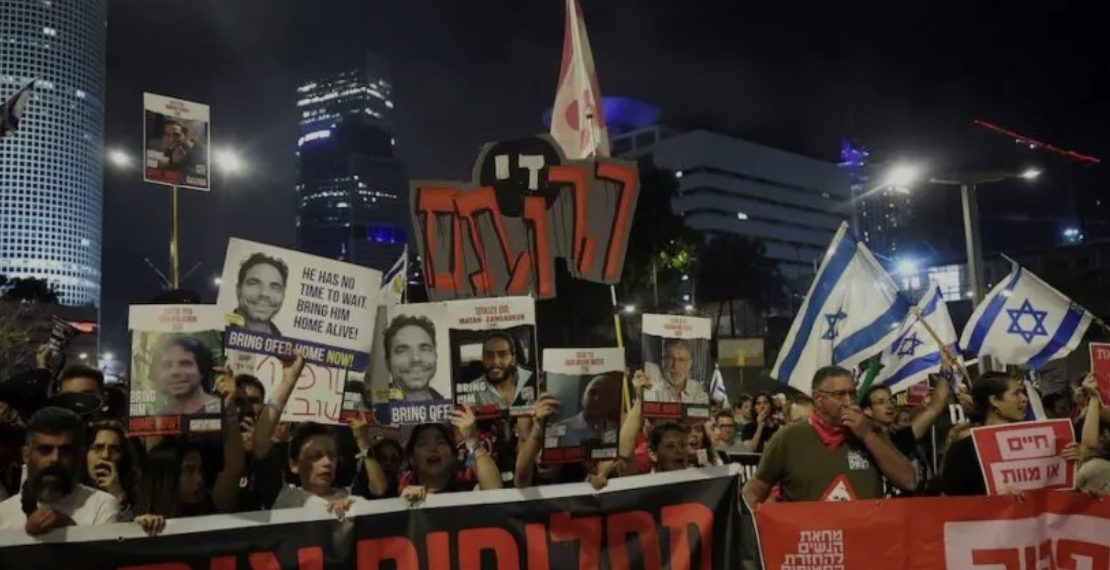 Puluhan ribu warga Israel menggelar demo menuntut gencatan senjata