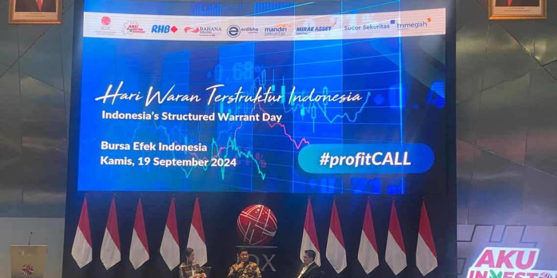 PT Bursa Efek Indonesia (BEI) bekerja sama dengan RHB Sekuritas Indonesia (DR) kembali menyelenggarakan Hari Waran Terstruktur Indonesia (HWTI) 2024 pada Kamis (19/9) bertempat di Main Hall BEI.