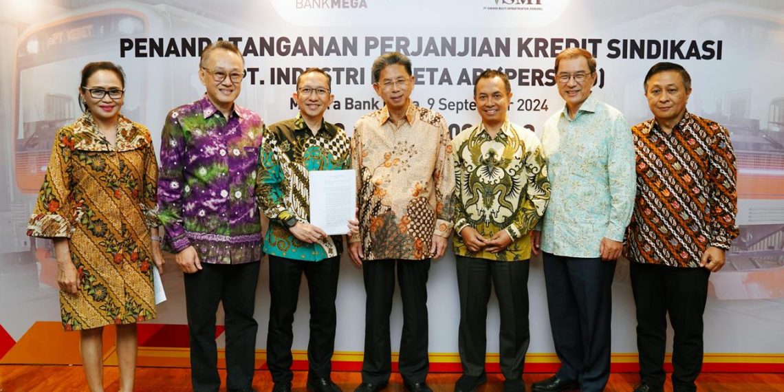 Bank Mega dan PT SMI Kucurkan Kredit Rp2,1 Triliun ke INKA