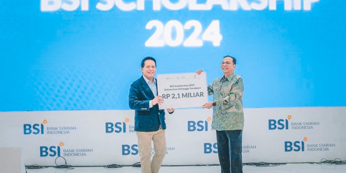 BSI Dorong Literasi Keuangan Syariah di Jawa Timur dan Berikan 2,1 Miliar bagi Mahasiswa Berprestasi