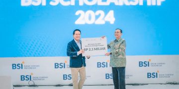 BSI Dorong Literasi Keuangan Syariah di Jawa Timur dan Berikan 2,1 Miliar bagi Mahasiswa Berprestasi