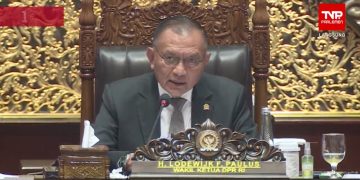 Wakil Ketua DPR RI Lodewijk Freidrich Paulus