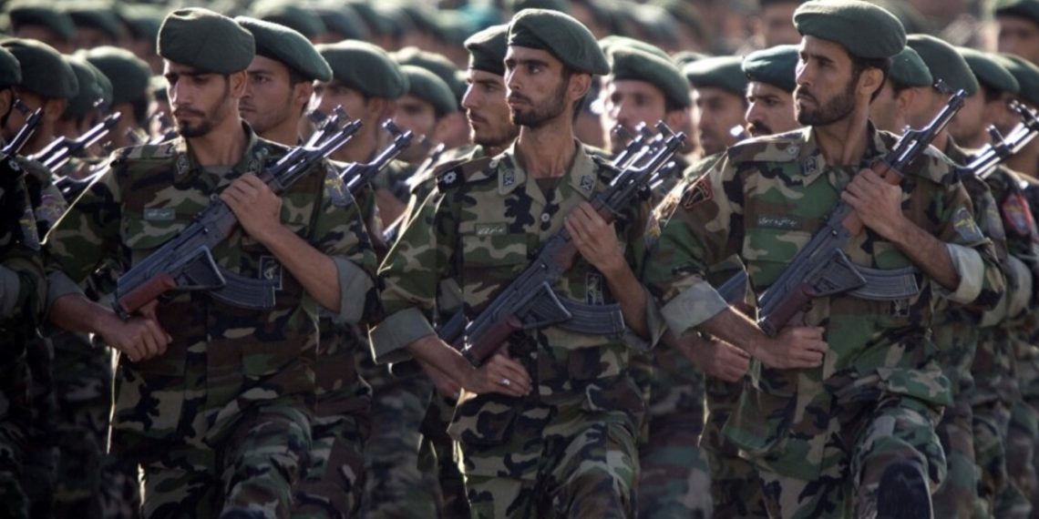 Pasukan Garda Revolusi Iran dalam parade militer di Teheran (foto: ilustrasi)