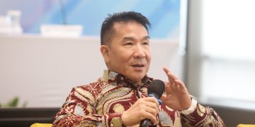 Direktur Utama WOM Finance