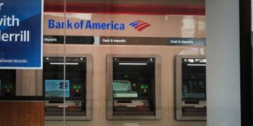Layanan ATM Bank of America