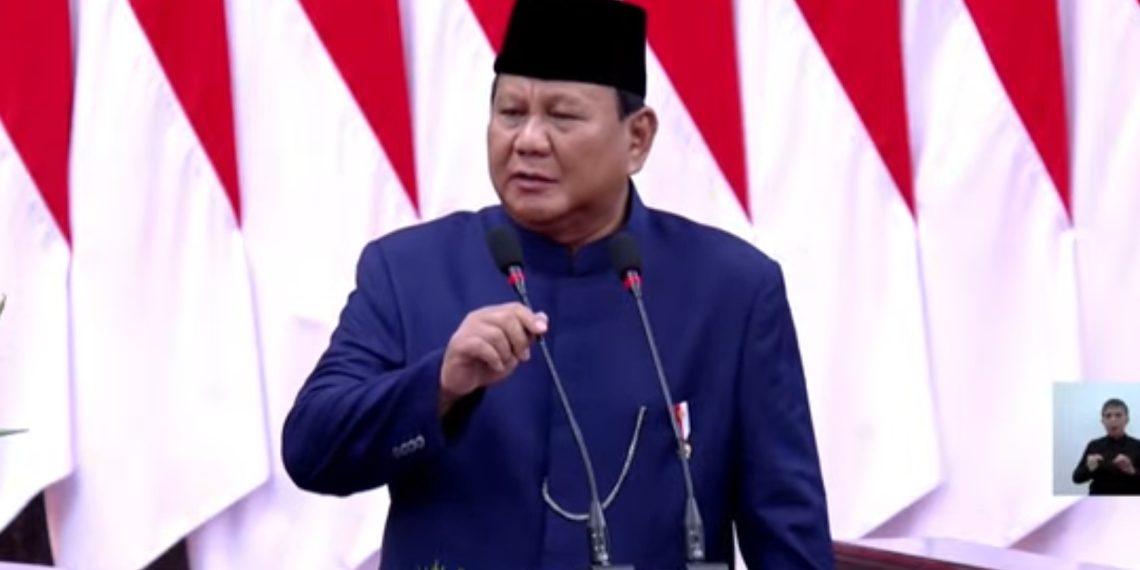 Prabowo Subianto menyampaikan pidato usai dilantik jadi Presiden RI 2024-2029