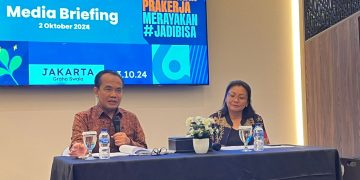 Sekretaris Kementerian Koordinator Bidang Perekonomian Susiwijono & Direktur Eksekutif Prakerja Deni Puspa Purbasari
