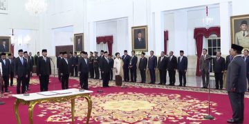Tangkapan layar pelantikan Basuki Hadimuljono sebagai Kepala Otorita Ibu Kota Negara (IKN) Nusantara di Istana Merdeka, Jakarta, Selasa, 5 November 2024.
