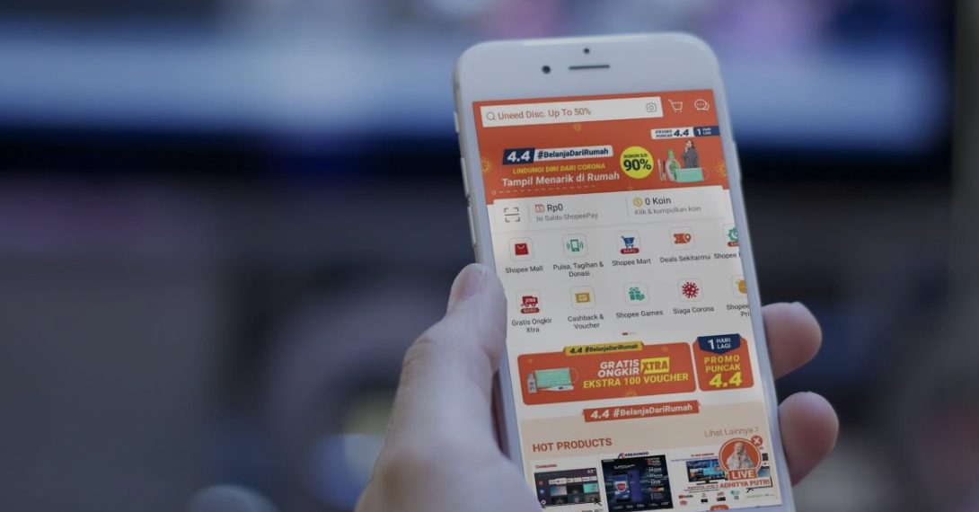 Ilustrasi belanja online e-commerce Shopee