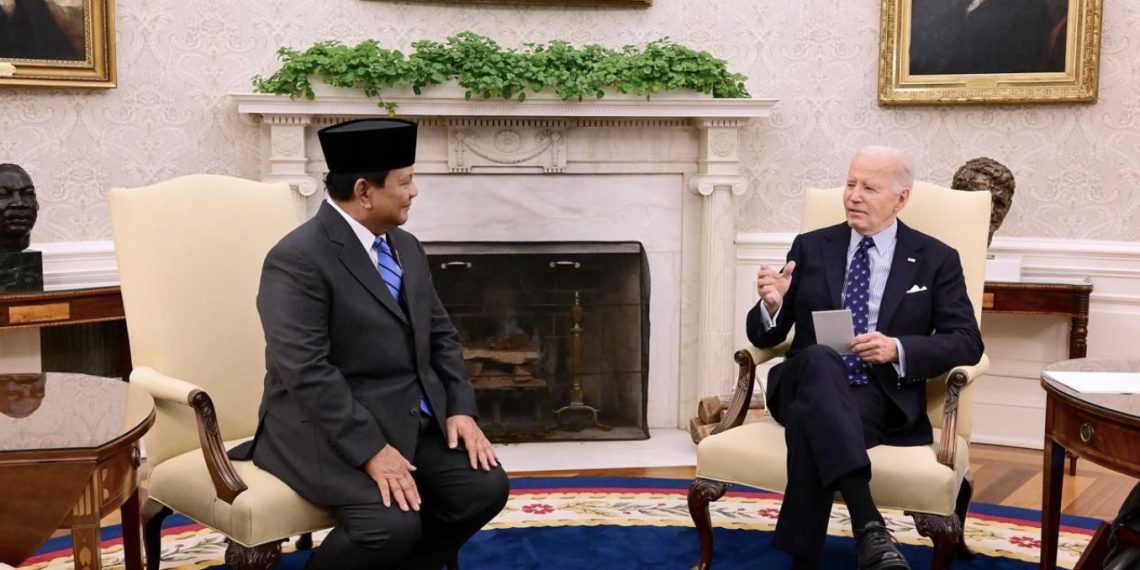 Presiden RI Prabowo bertemu dengan Presiden AS Joe Biden di di Gedung Putih, Washington DC, pada Selasa (12/11) sore, waktu setempat.