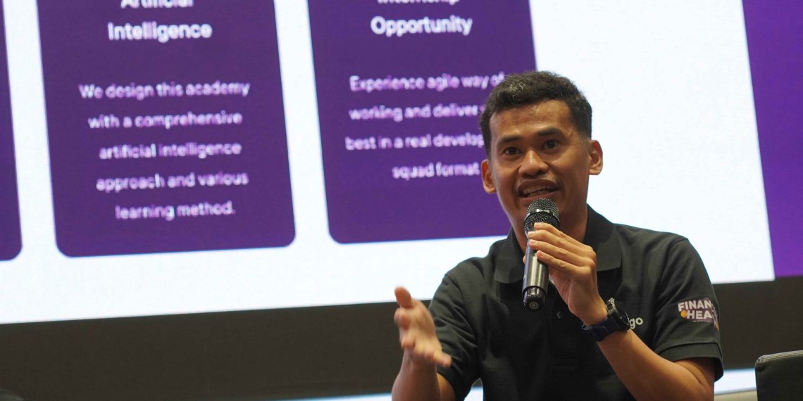 Edo Velandika, Consumer Business Community Manager Bank Jago